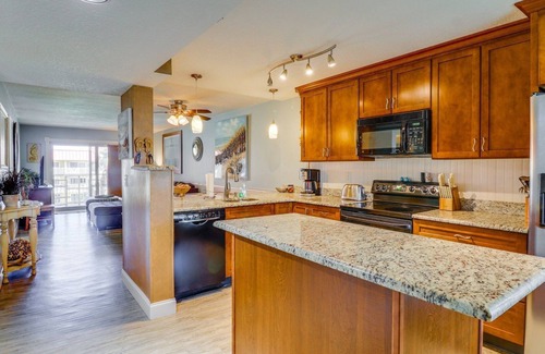 Point East Condo | Point East Paradise - Ocean & Pool View