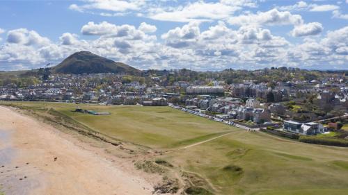 North Berwick House | Pointgarry