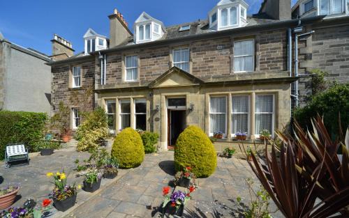 North Berwick House | Pointgarry