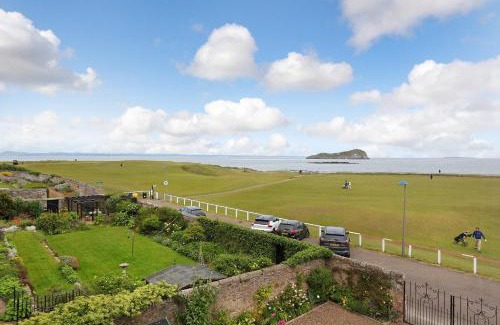 North Berwick House | Pointgarry