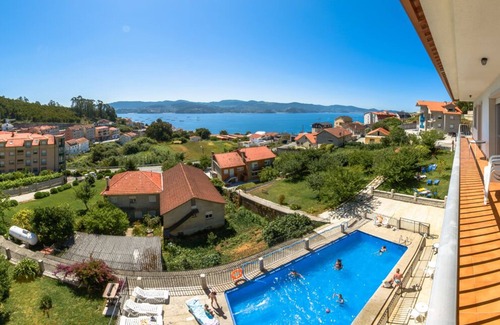 Raxo Apartment | Poio: Apartment/flat - Poio