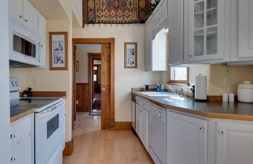 Deadwood House | Poker Alice Cottage at First Deadwood Cottages