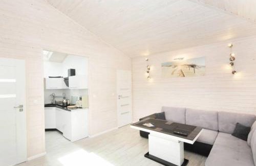 Miedzywodzie House | Pokoje Gościnne Nad Zalewem Swim SPA
