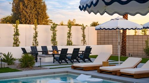 La Quinta House | Polo Villa Trio Sleeps 52 3 Homes 20 BDRs