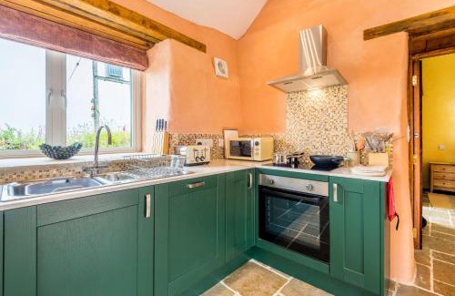 Boscastle Apartment | Polrunny Farm sea view Blueberry Cottage with log burner