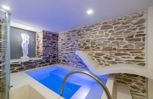 Kavala Villa | PomeGranate Suites