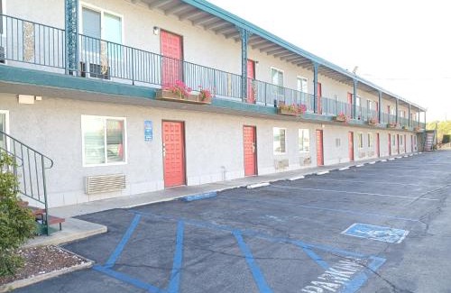 Pomona Hotel | Pomona Inn