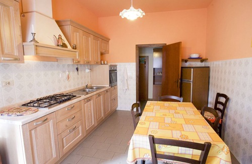 Pomonte Apartment | Pomonte La Posta large outdoor spaces and parking a few steps from the beach