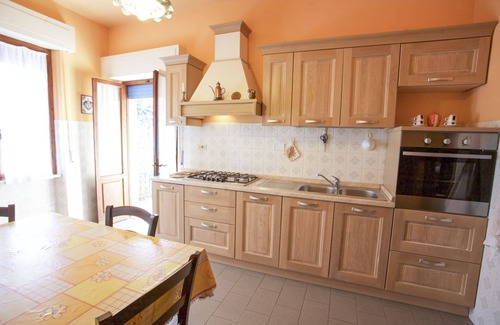 Pomonte Apartment | Pomonte La Posta large outdoor spaces and parking a few steps from the beach