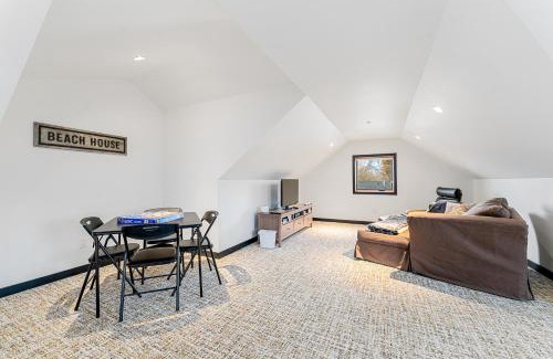 Wapato Point House | Ponderosa Court, Unit 2A