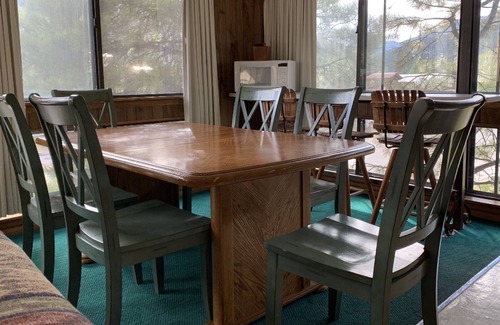 Red River Resort | Ponderosa Lodge Suite
