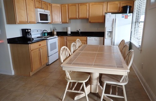 Chincoteague Condo | Pony's Hideaway - 2Bd/1Ba Waterfront property with dock and designated boat slip