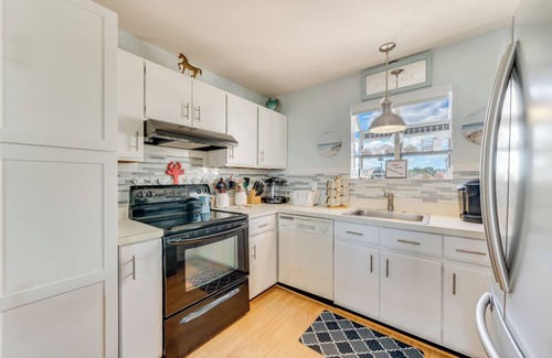 Chincoteague House | Pony Swim Crossing - Gorgeous Water Views!