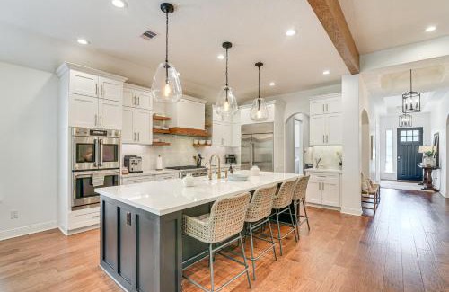 Manvel House | Pool and Hot Tub Family-Friendly Houston Area Home!