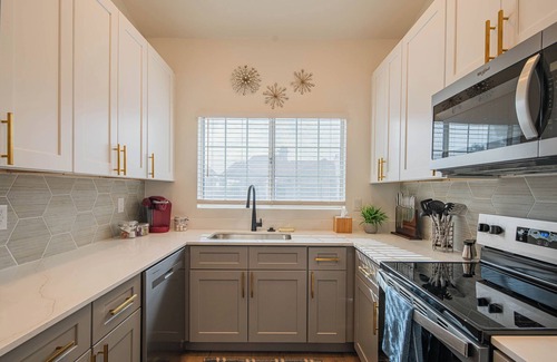 North Scottsdale Apartment | Pool Days Work Stays Laundry Made Easy