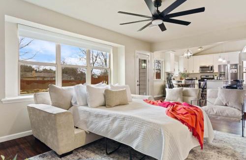 Cedar Park House | Pool, Games, King Suite 3BR Epic Chill Stay