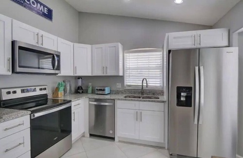Indian Ridge House | Pool home 5 miles to Disney! Great for families!