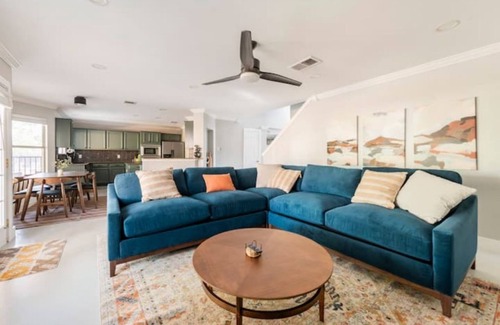 Deer Park At Maple Run House | Pool-Hot Tub-Putting Green-Sauna-Arcade-Oasis