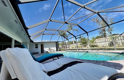 Melbourne House | Pool house - heated pool in heart of Melbourne, minutes to beach