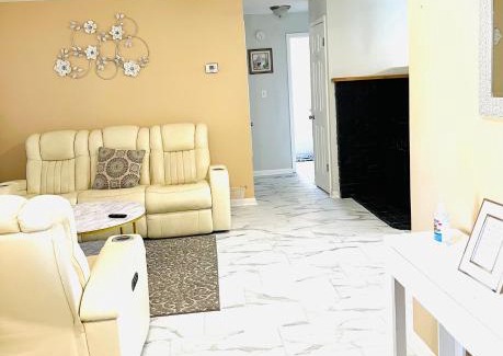 West Melbourne House | Pool house near beach