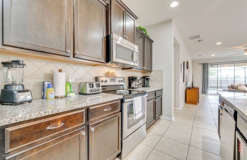 Four Corners Cottage | Pool & Lazy River: Windsor House 9 Mi to Disney!