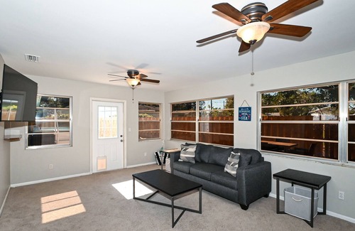 West Bradenton House | Pool Spa, Bunk Beds, Fully-Fenced, Private, Roomy