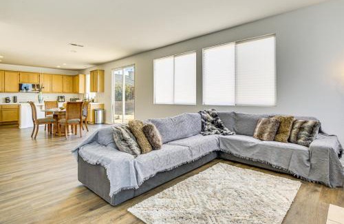 Victorville House | Pool Table and Charcoal Grill Home in Victorville!