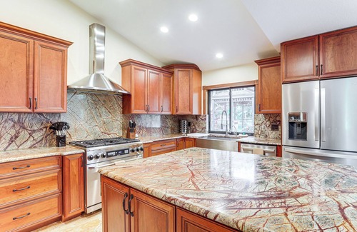 Hunt Club House | Pool Table + Bar: Spacious West Palm Beach Retreat