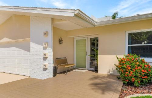 Caloosahatchee House | Pool Time and Fun Times at Mermaid Dream