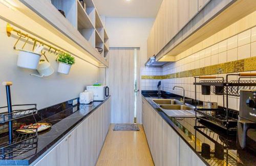 Ao Nang Villa | Pool Villa No 10 by Duangtham