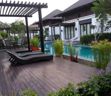 Chakphong Resort | Pool Villa PB6rayong