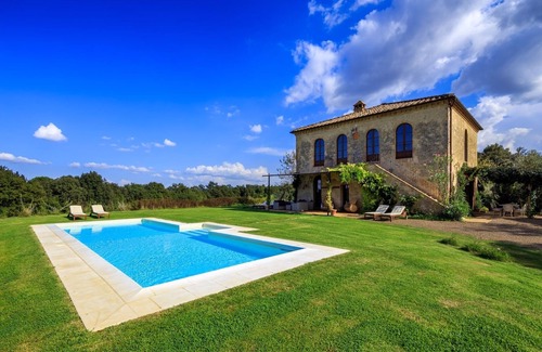 Buonconvento Villa | Pool Villa with 4 Bdrs and external Sauna