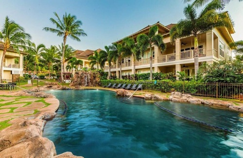 Poipu Villa | Poolside Ground-Floor Villa |Walk to Beach|Hot Tub