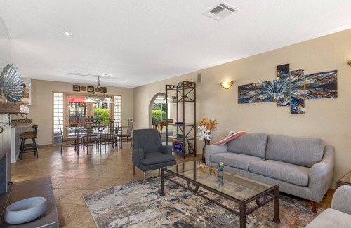 Araby House | Poolside Serenity Under the Palms