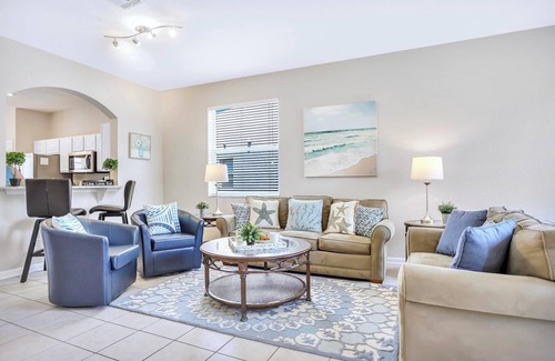Windsor Hills House | ❤️Poolside TV, 3 Kings, FREE Waterpark, AC Game Rm