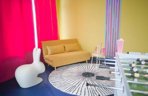 Mulhouse Apartment | Popart Insolite Jacuzzi,Sauna & SPA Parking free