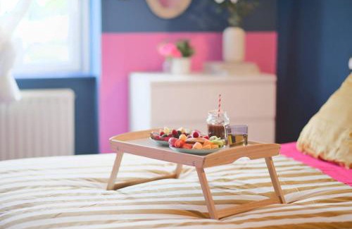 Mulhouse Apartment | Popart Insolite Jacuzzi,Sauna & SPA Parking free