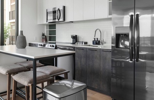 Southwest Apartment | PoplarHouse 2BD 11 - Two Bedroom Apartment, Sleeps 4