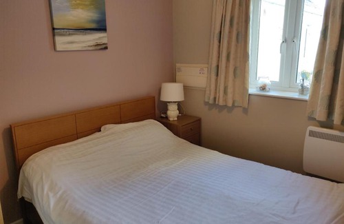 Tenby House | Poppy Cottage