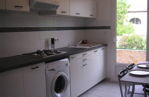 Banne Villa | Poppy gîte in quiet Southern Ardèche