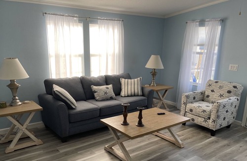 Iona Resort | Popular Indian Creek RV Resort 2 bed / 2 bath