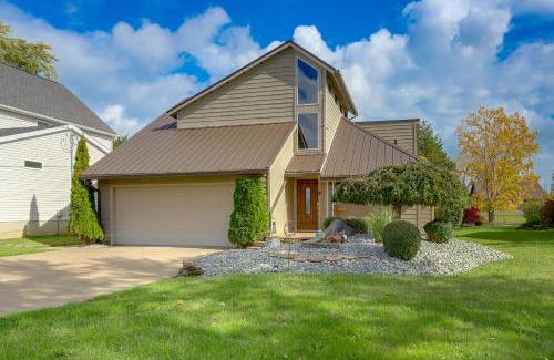 Port Clinton House | Port Clinton Home with Private Dock and Gazebo!
