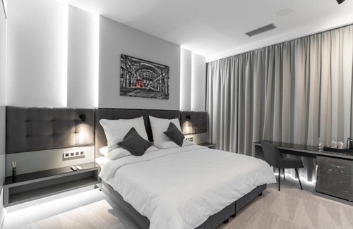 Rohansky ostrov Apartment | Port Karolina Luxury Residence