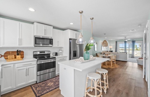 Port St. Joe House | Port St Joe Beach House - Pet Friendly, Beach Across Street, Stunning Gulf Views