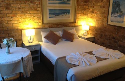 Nelson Bay Hotel | Port Stephens Motel