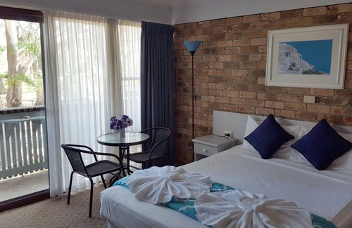 Nelson Bay Hotel | Port Stephens Motel