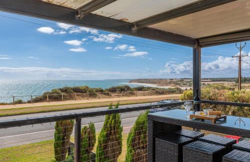 Port Willunga House | Port Willunga Ocean Views Beachhouse