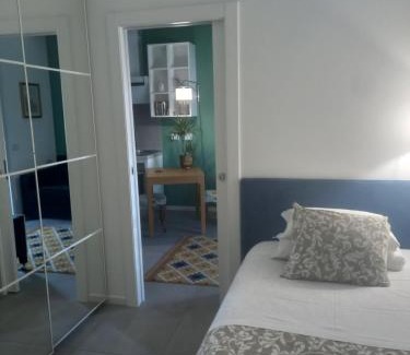 Porta Romana Apartment | Porta romana suite- New cozy Private apartament with 2 bedrooms & 2 bathrooms fully equipped kitchen - Nuovissima Suite completamente arredata 2 camere 2 bagni soggiorno cucina e balcone Metro lsubway Porta romana 3 stops to Duomo Cathedral