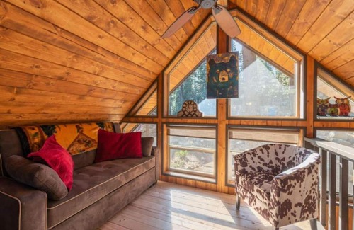 Chamberlands House | Porter by AvantStay Rustic Modern Oasis In The Of Chamberlands