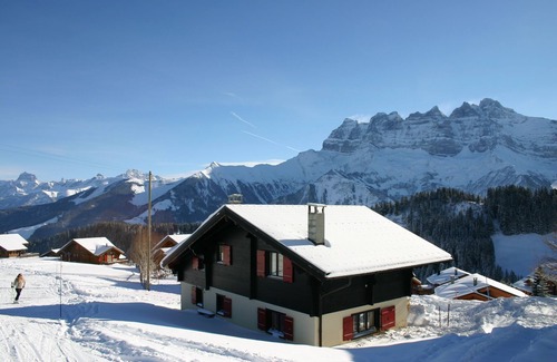 Champoussin Ski Chalet | Portes du Soleil Switzerland, ideal ski chalet, ski-in ski-out, 6+2 persons